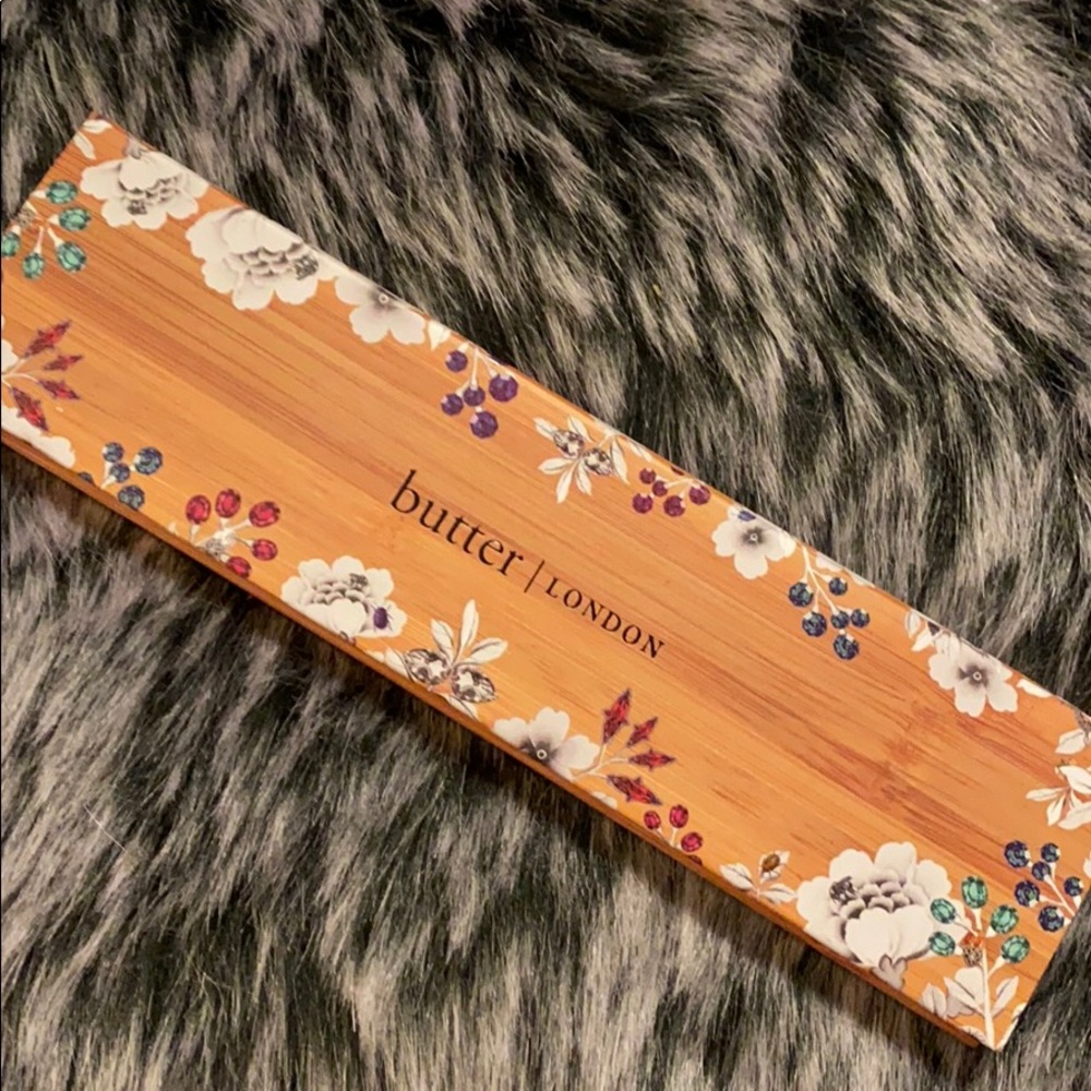 🛍Butter London eyeshadow palette